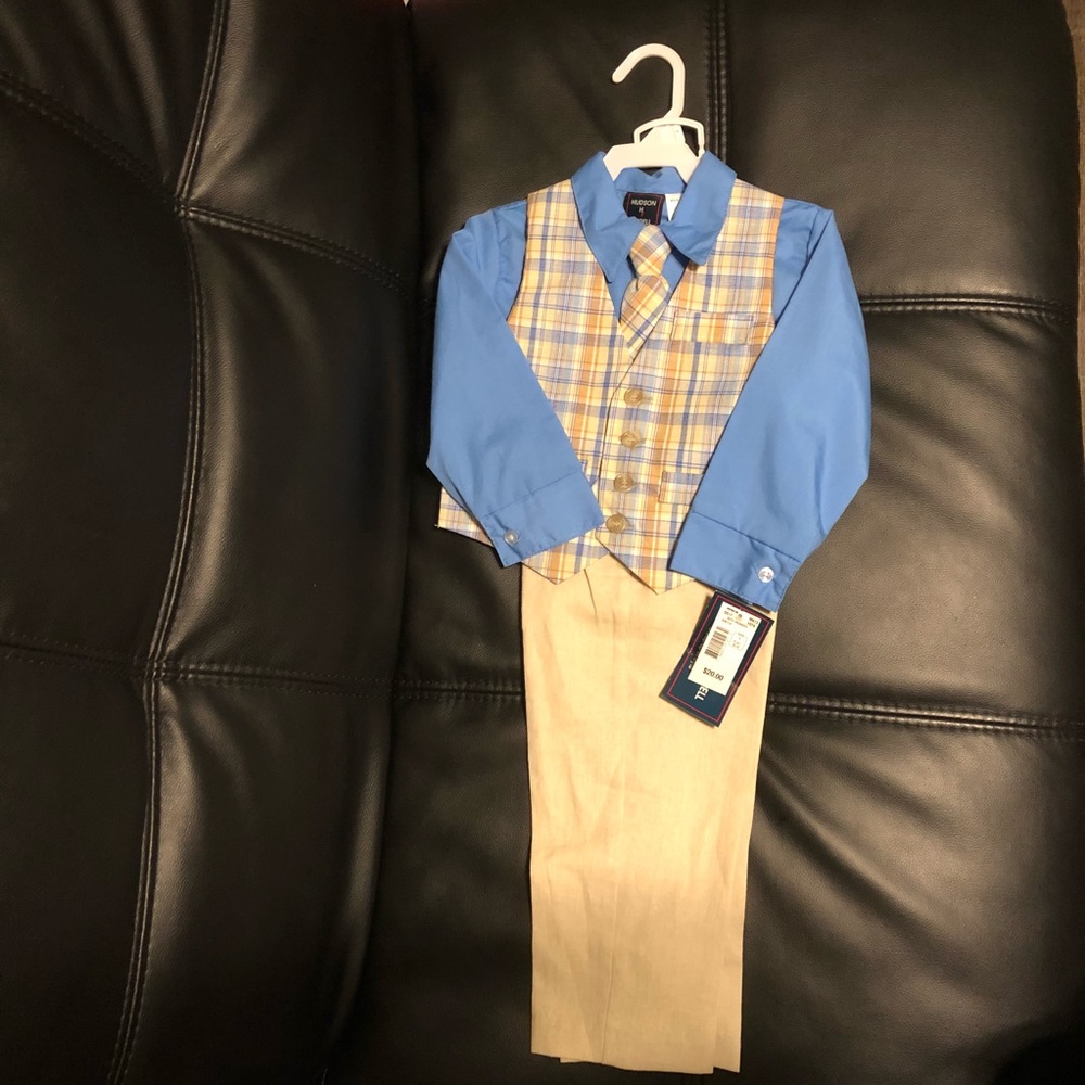 Hudson Ferrell boy set, size 4